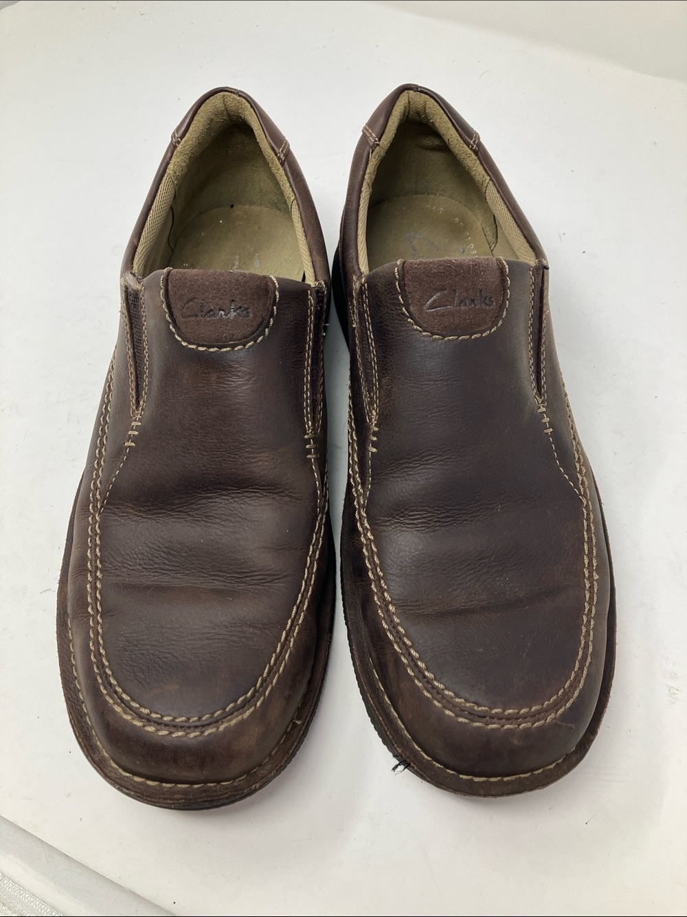 Clarks Men 10M Brown Leather Slip On Loafers Moc Toe Comfort Walking Shoes